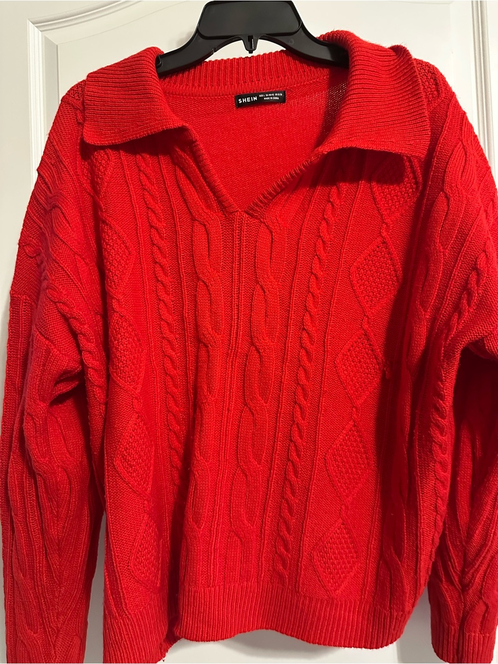 SHEIN Men's Bright Red Cable Knit V-Neck Sweater with Collar